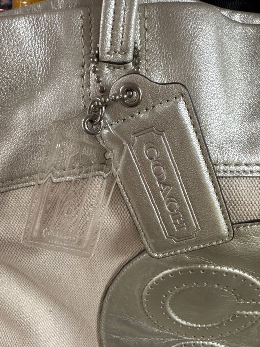 Coach Signature Tote Bag